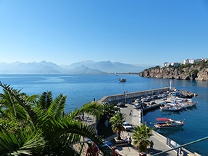 Hav och hamn i Antalya